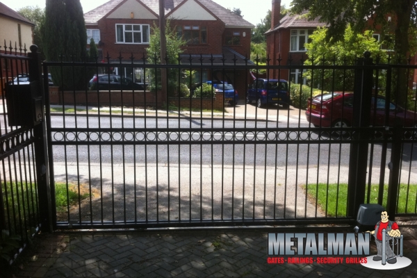 Automated gates Whitestone